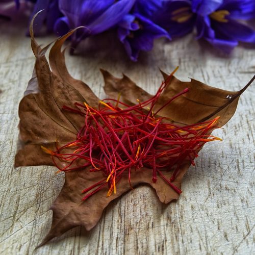 saffron-2835255_1920